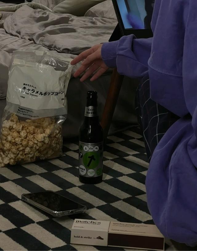 情感文案分手两个月后(分手后朋友圈文案)