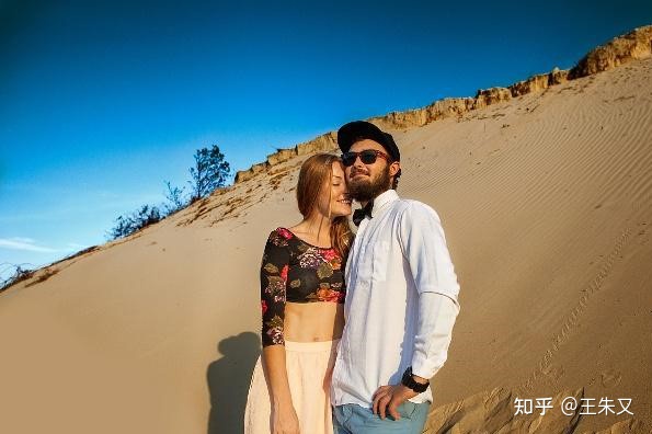 有意让你“得逞”的女人，会透露出三个信息，别错过