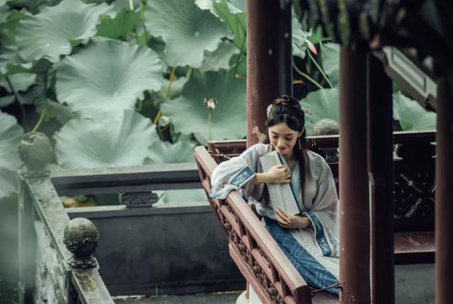 龙陌上情感视频文案