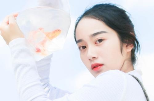 暗恋发朋友圈的句子 想念一个人到极致的说说汇总32句