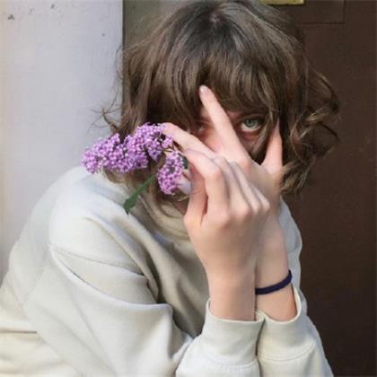 开导失恋人的暖心话200字 安慰失恋男生的话开导