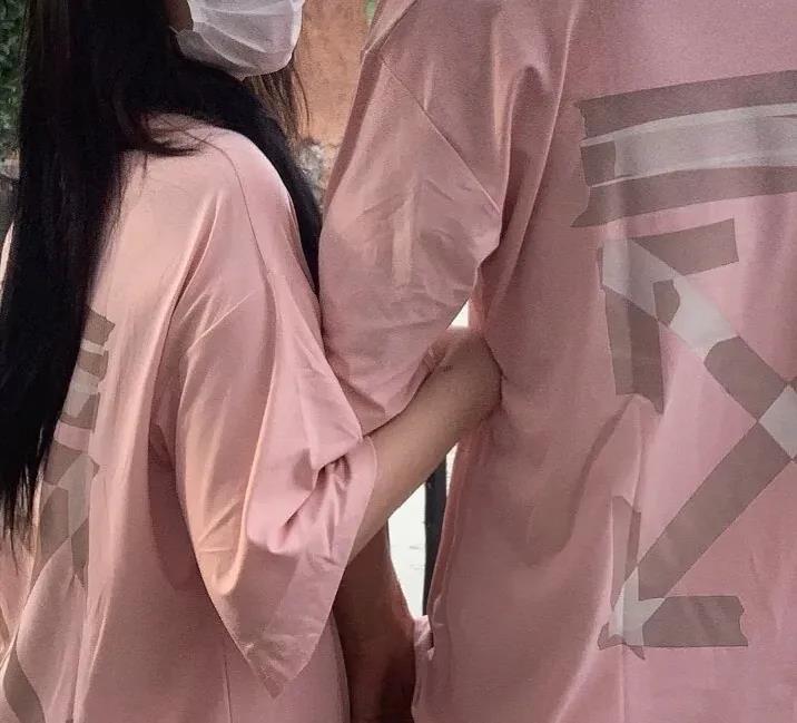 比较文艺的官宣文案