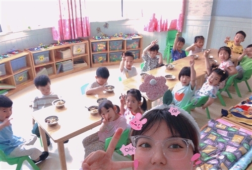 关于积极向上的班级活动的口号收录22句