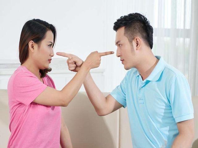 夫妻争吵情感文案(对老公很失望的心情)
