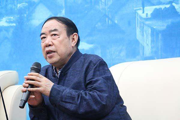 如何看待贾平凹女儿贾浅浅的诗被群嘲 她的诗真实水平怎么样