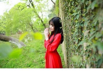 结婚纪念日发朋友圈 适合圣诞节发的朋友圈短句