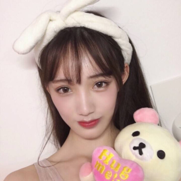 夸一个女生的句子大全
