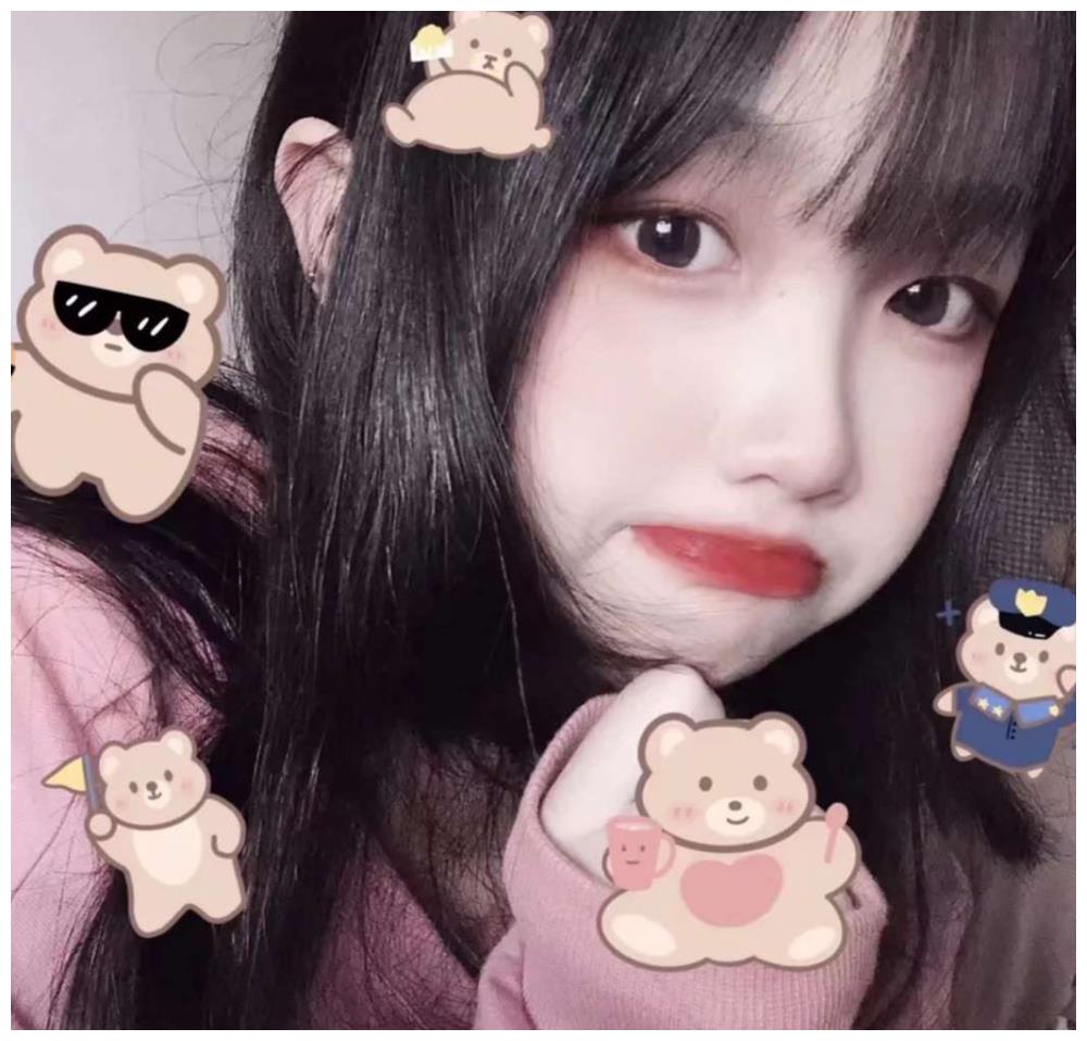 夸活泼可爱女生的句子