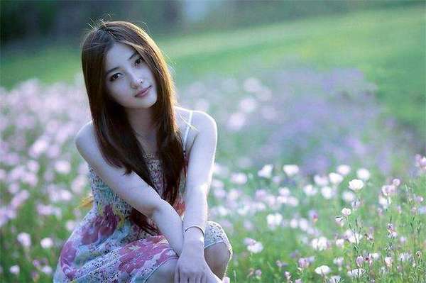 女人活出你的高傲的句子