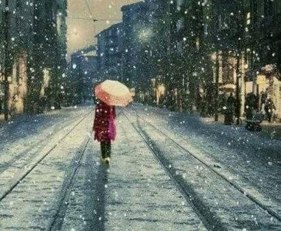 抖音下雨的文案 适合雨天发的朋友圈句子