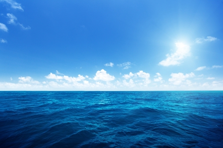 关于大海的温柔短句，描写海边风景的高级文案