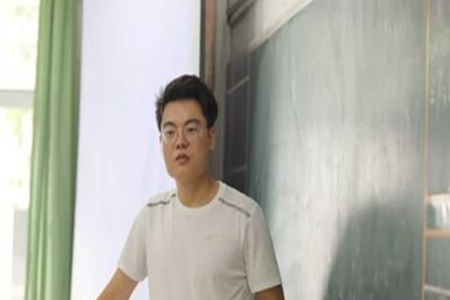 班主任寄语一句话，教师精彩语录