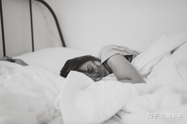 让男人想念的你最好办法：阶段性“失联”