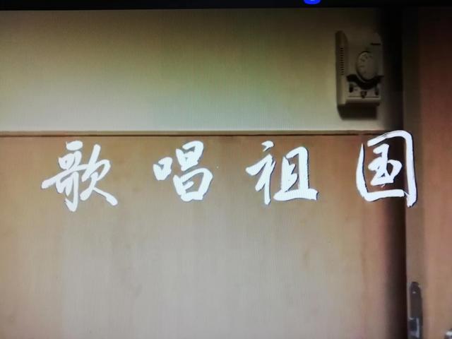车站歌曲文案励志(暖心简短文案)