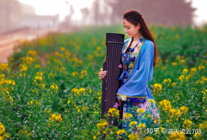 七绝《游春情趣》新韵