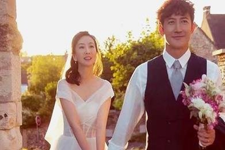 公开恋情的朋友圈句子，超甜的情侣官宣文案