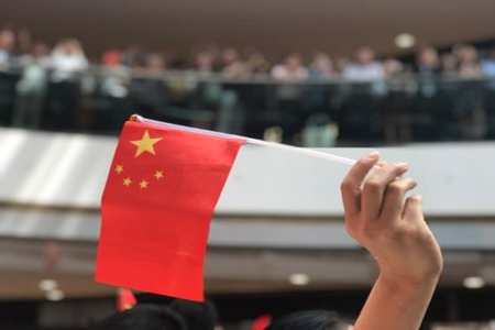 最新抗击疫情的正能量句子，香港加油的宣传标语