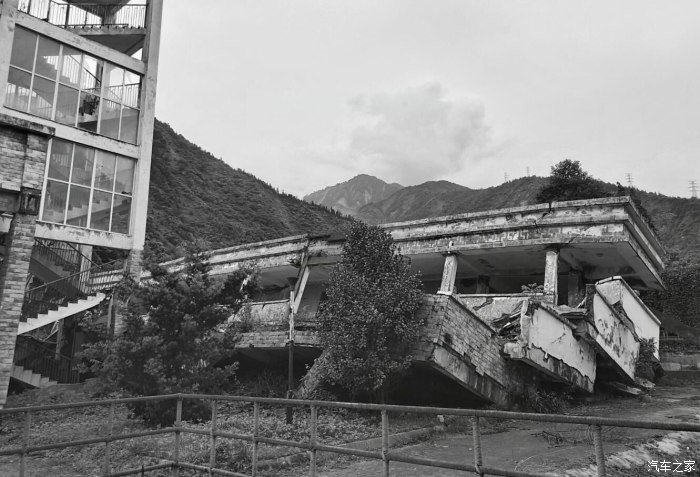 #瑞虎七月季# 这里便是诗于远方 川西行