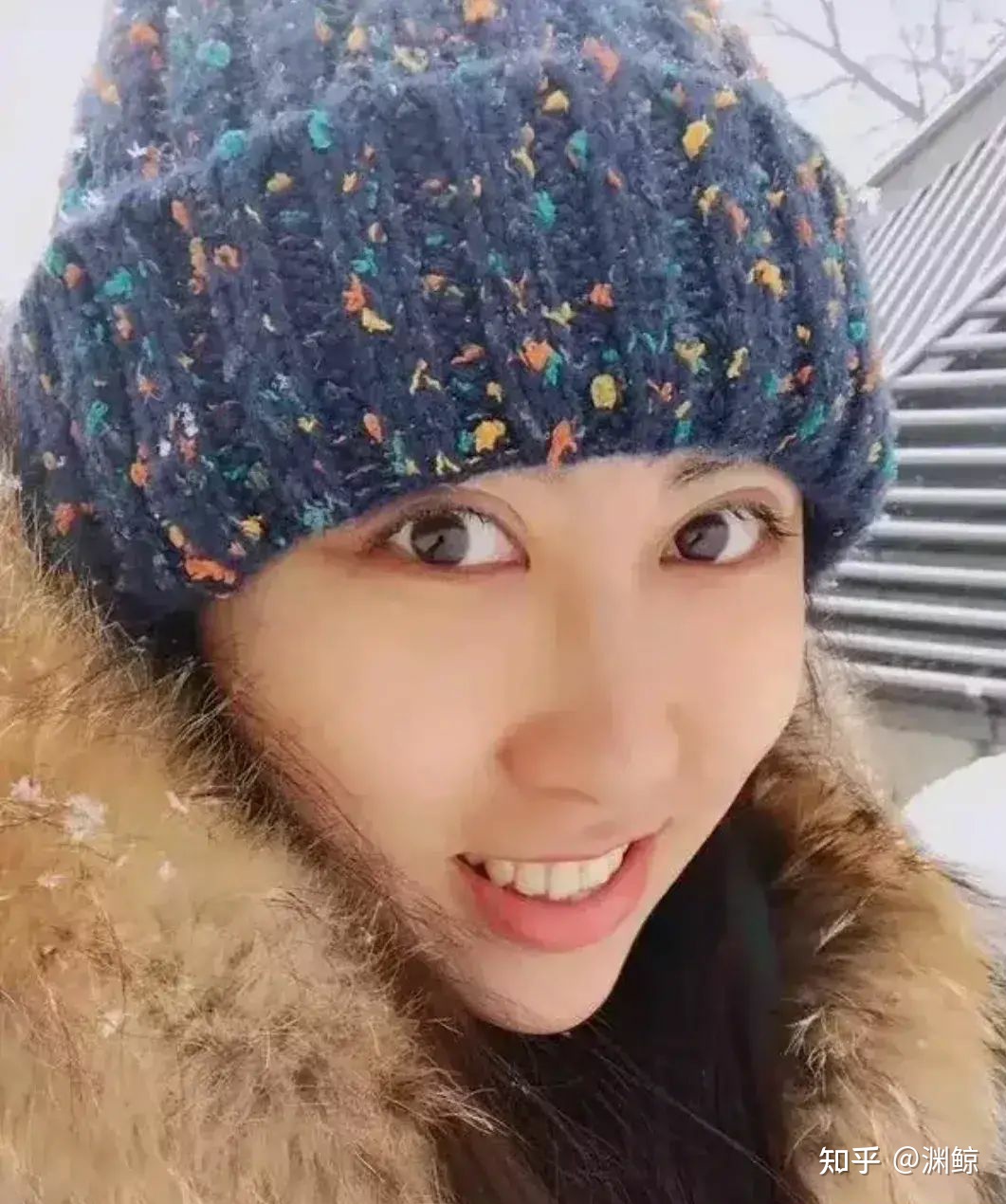 贾浅浅新发“尿体诗”《雪天》赏析