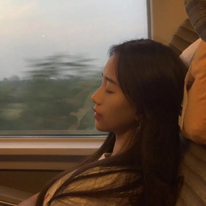 不爱了伤心难过的句子