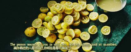 情侣一男一女各一张卡通