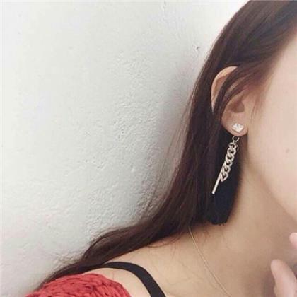 下雨发的说说心情短语