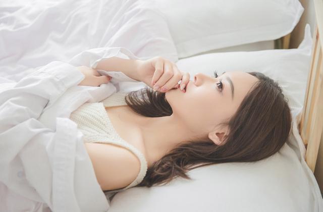 做一个自信的女人霸气的说说 女人大气自信的说说
