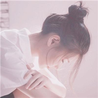 给自己的照片配一句话适合朋友圈发自拍的说说文案句子