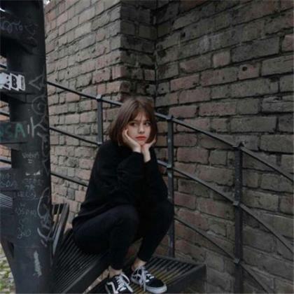 如何对暗恋的女生表白 暗恋表白句子发朋友圈