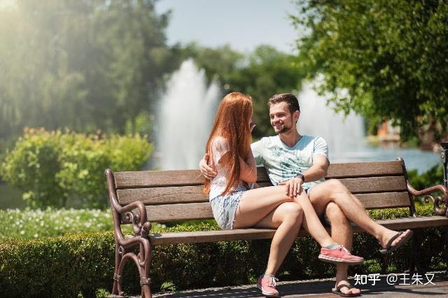 女人，永远不要让自己的灵魂，禁锢于一件旧衣服中
