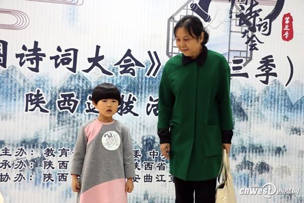 儿童古诗三百首2到6岁