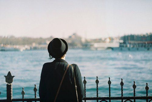 关于女生很心痛的个性签名(43句)