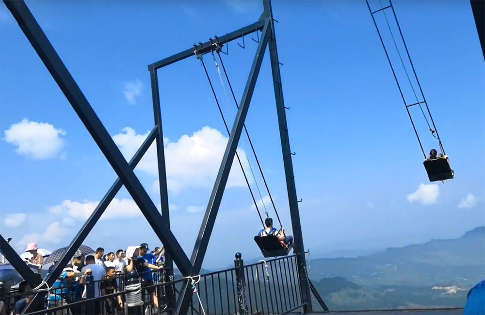 重庆旅游必去景点有哪些？重庆旅游“最红”的景点