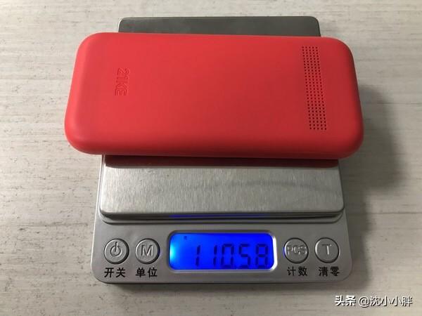 「手机测评」小编测评了五款老人机，过年回家送长辈一台手机吧！