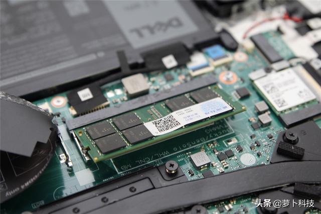 威刚单条32GB DDR4笔记本内存评测：跟爆内存和卡顿说拜拜