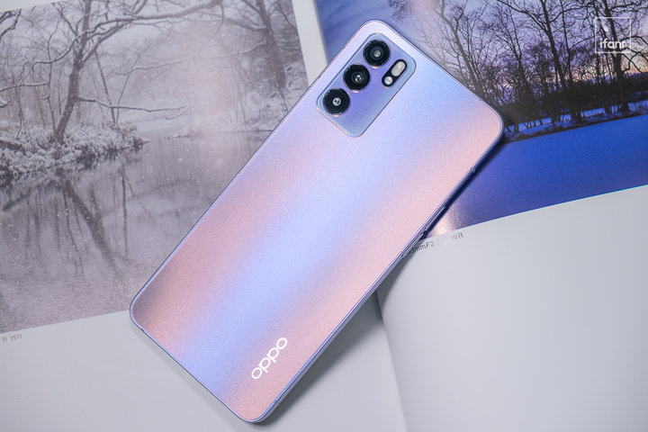 回顾 OPPO 历代机型，OPPO Reno6 星黛紫的诞生成必然？