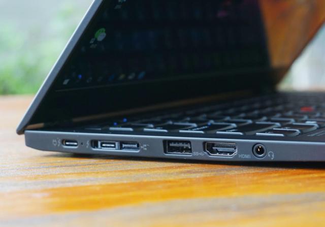新鲜：买or不买？超长篇章为你解读新ThinkPad X1 Carbon