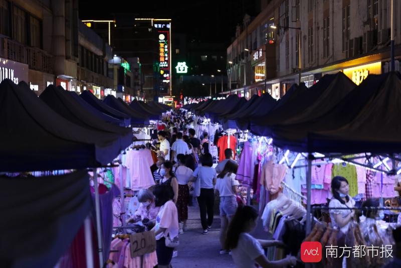 广州地摊经济来了！白云均禾街新开50小摊位，摊主要负责清洁哦