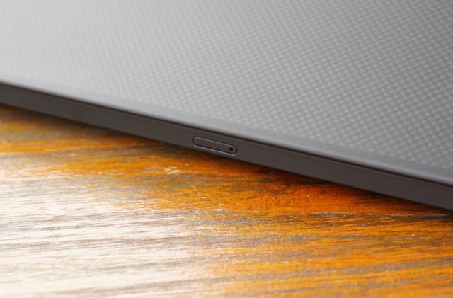 新鲜：买or不买？超长篇章为你解读新ThinkPad X1 Carbon