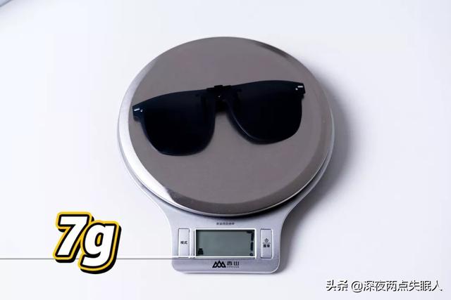 偏光墨镜为何比普通墨镜更护眼？近视眼终于可以不被阳光无情伤害