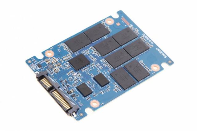 闪迪/西数同时推3D NAND SSD！两款1TB新品首测