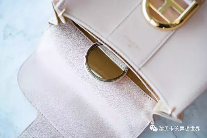 现在最火的7款包包，究竟哪个最值得买？