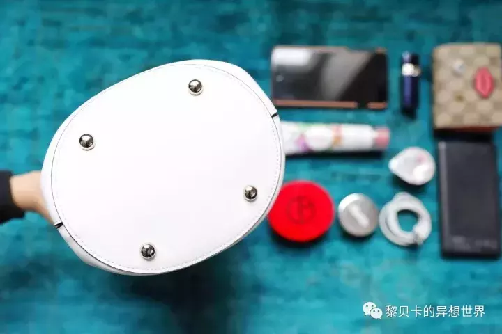 现在最火的7款包包，究竟哪个最值得买？