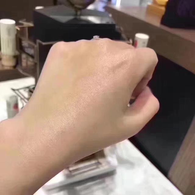 KIEHL'S科颜氏牛油果眼霜真的好用吗——还你一双明眸