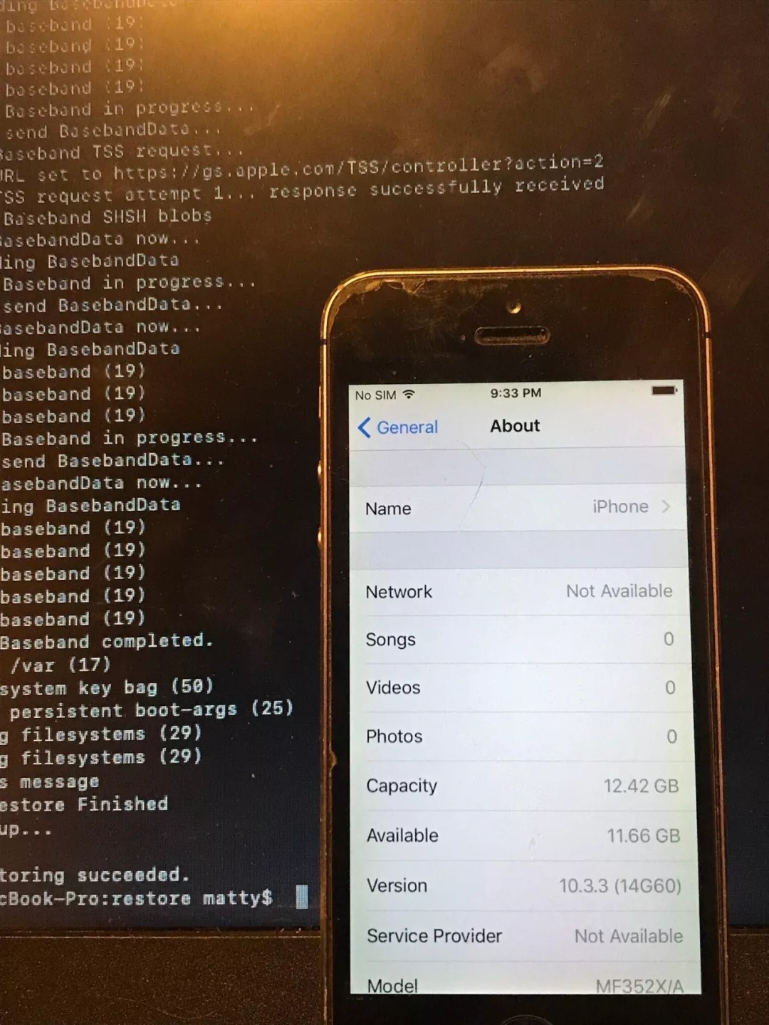 iPhone X 降级更低系统？越狱商店已更新