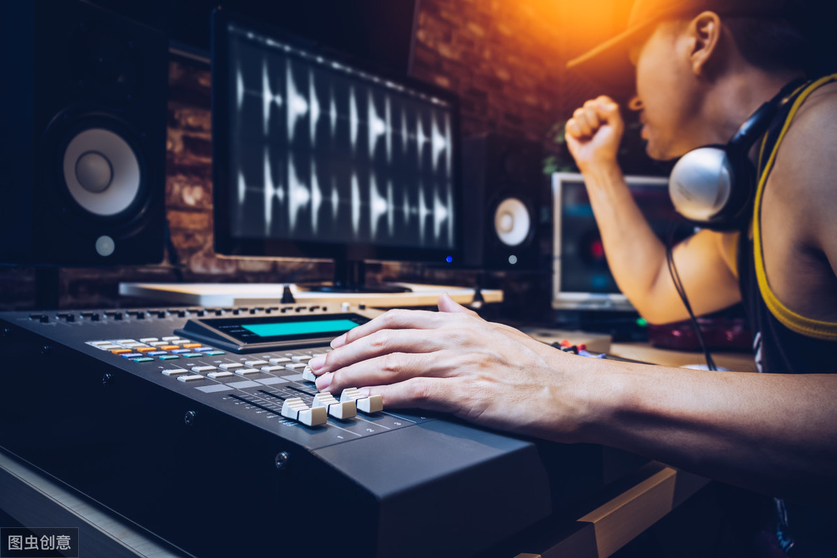喜欢音乐就试试音乐二次混剪，快速涨粉也能申请原创，兼职可尝试