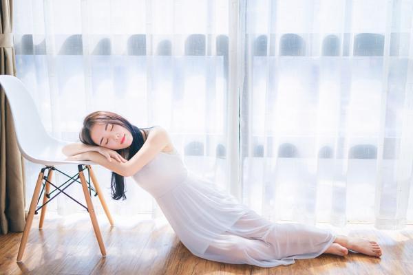 八个字的唯美爱情句子(精选27句)