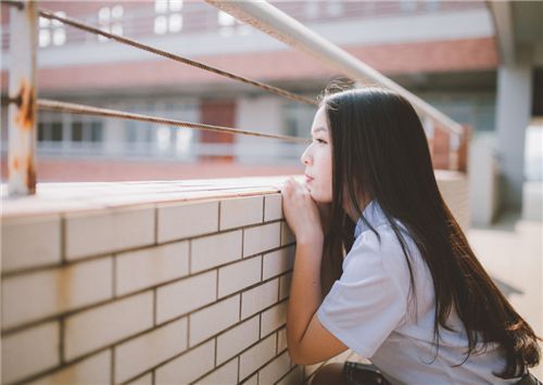 心情不好的爱情说说短语(精选18句)