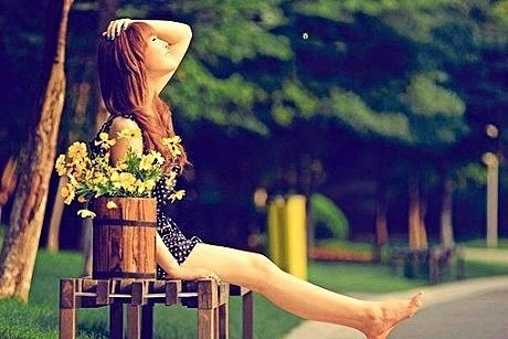 qq空间给女生留言的句子(精选18句)