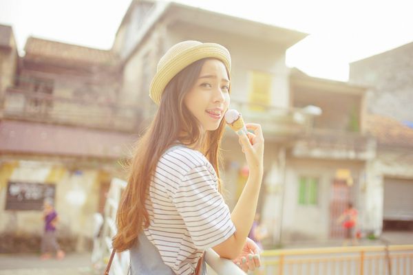 关于爱情想念回忆忧伤唯美的句子(精选26句)